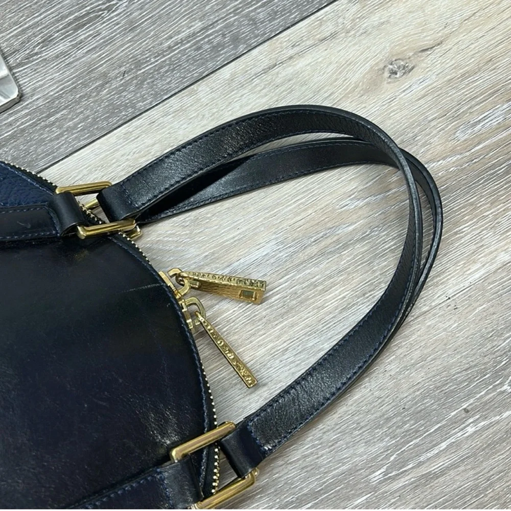 Marc Jacob’s Sutton Dome Leather Satchel - Picture 4 of 9